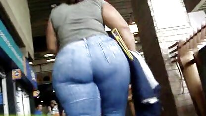 O motorista a comer a vizinha loira na vagina que está partida. sites pornos americanos