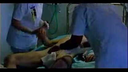 A loira russa faz um broche a um tipo é video pono americano fixe.