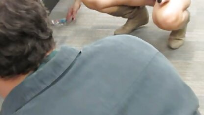 Faz amor com filme porno americano antigo a massagem e a cara final.