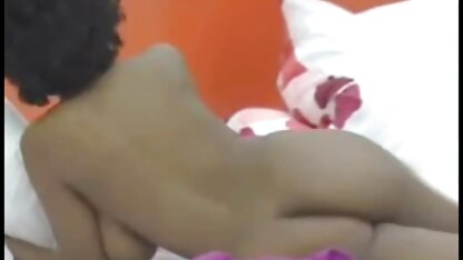 A o melhor do pornô americano amante de meias pretas é fodida pelo namorado.