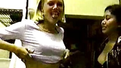 Sexo a três no centro porno com americana do Escritório.