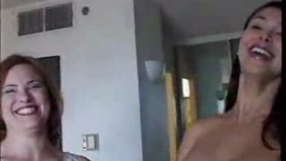 Namoradas porno americano 2018 lésbicas com dedos a foder.