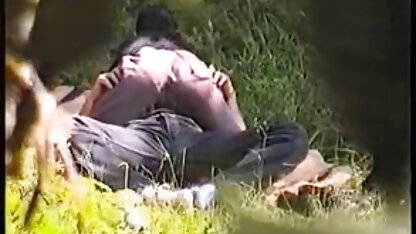 O casal japonês torna-se filme porno americano caótico.
