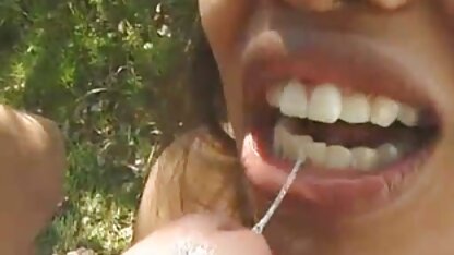 Ter uma relação com o videos pornograficos americano noivo com os vizinhos.