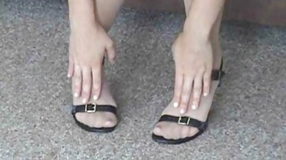 A miúda vai ser fodida pelo Jay sexo pornô americano Mack.