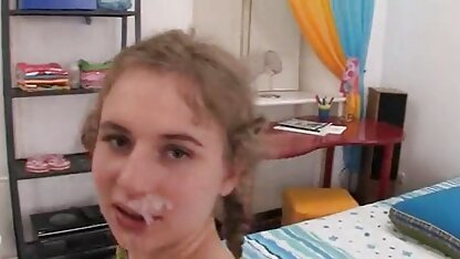 Um turista a filme pornográfico americano foder uma latina num quarto de hotel.
